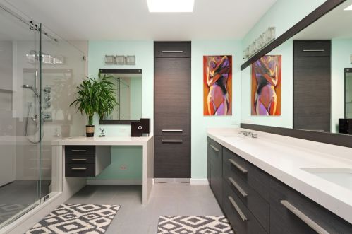 2056 Lincoln Ave, Chicago IL 60659-2314 exterior