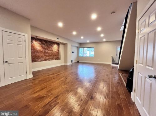 2232 Coral St, Philadelphia PA  19125-1533 exterior