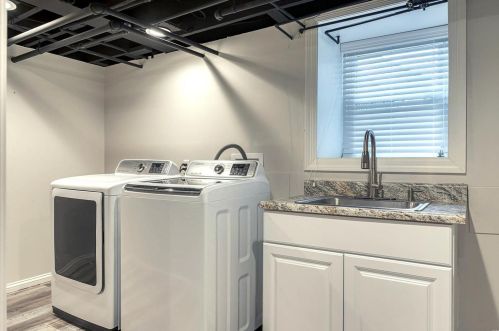 532 Midvale Ave, Saint Louis MO 63130-4148 exterior