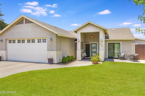 4126 42nd Pl, Phoenix, AZ 85018-4210