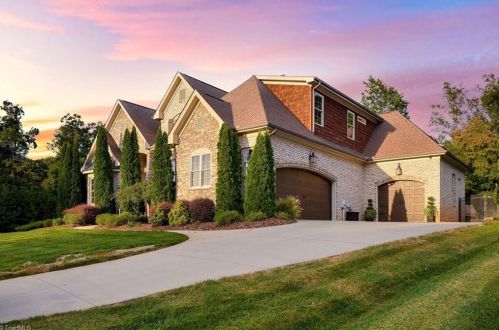 6340 Poplar Forest Dr, Summerfield, NC 27358-9339