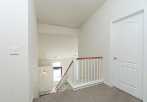 1375 Kerslake Cir, Folsom CA 95630-8460 exterior