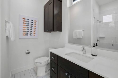 2632 49th St, Austin TX 78756-3104 exterior