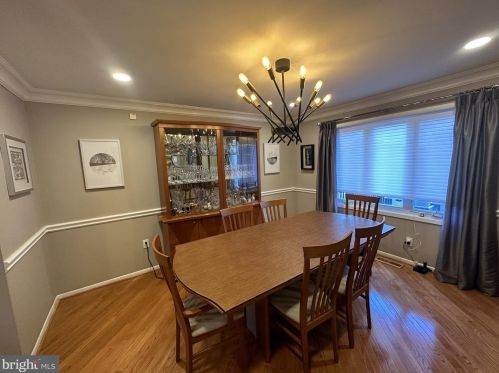 2269 Pne Rd, Huntingdon Valley PA 19006-4028 exterior