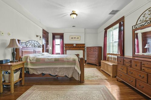 2909 Accomac St, Saint Louis MO 63104-2217 exterior