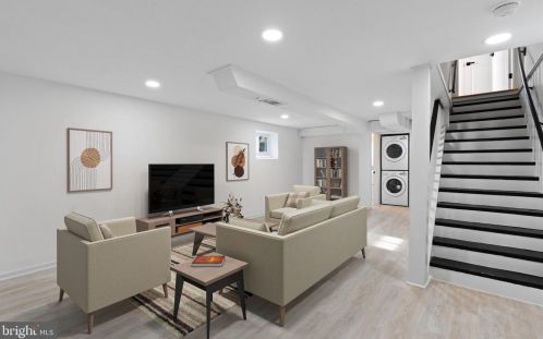 10 Taylor Run Pkwy, Alexandria VA 22314-4978 exterior