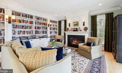 11409 Palatine Dr, Rockville MD  20854-1453 exterior