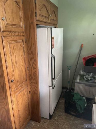 85 Bogart Ave, Outwater NJ 07026-3101 exterior