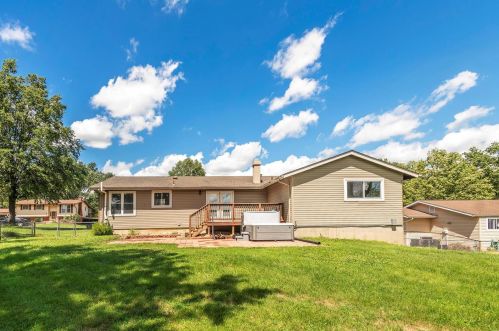 2690 Blackforest Dr, Saint Louis MO 63129-4728 exterior