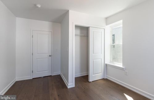 1732 19th St, Philadelphia PA  19145-2046 exterior