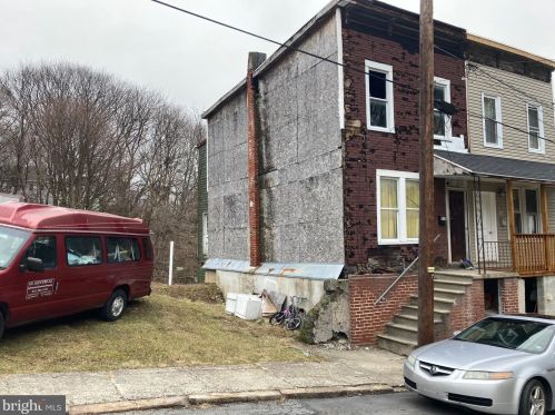 614 8th St, Primrose, PA 17901-1502