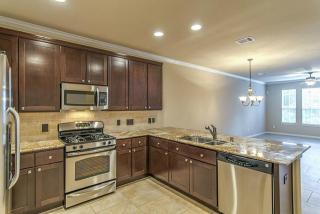 10 Rosalind Ln, Spring TX  77382-4202 exterior