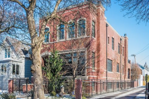 3531 Hamilton Ave, Chicago, IL 60618-6120