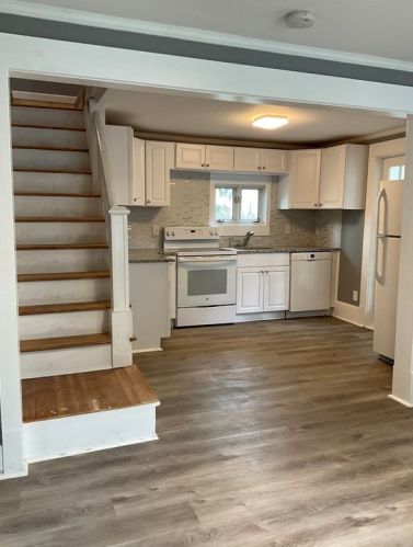 24 Ina St, Springfield MA  01109-2634 exterior