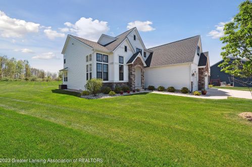 3765 Mesa Verde Blvd, Dewitt, MI 48820-7882