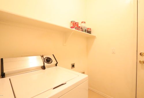 2815 74 Dr, Phoenix AZ 85033-2556 exterior