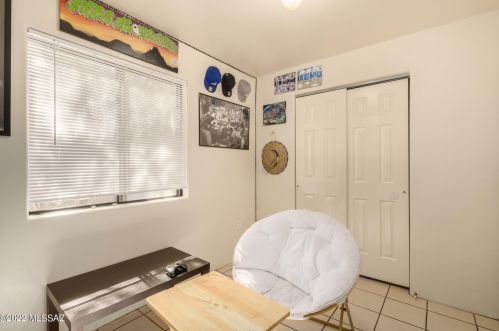 507 Cherokee, Tucson AZ 85745-2317 exterior