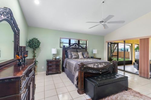 514 Clf Rd, Fort Pierce FL 34984-6226 exterior