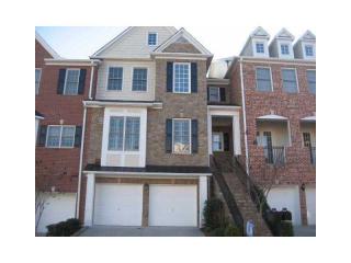 5826 Riverstone Cir, Atlanta GA  30339-8412 exterior