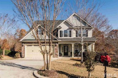 409 Mill Creek Dr, Clayton, NC 27527-3779