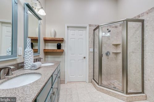 1434 F St, Washington DC 20002-4530 exterior