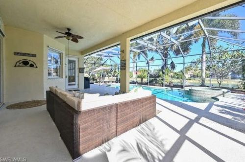 3439 Allegheny Ct, Naples FL 34120-4439 exterior