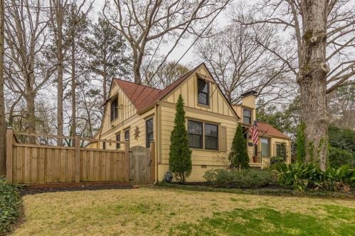 1966 Lyle Ave, Atlanta, GA 30337-1147