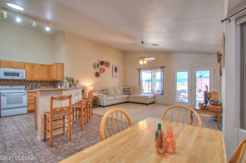 10201 Lucille Dr, Tucson AZ  85730-6132 exterior