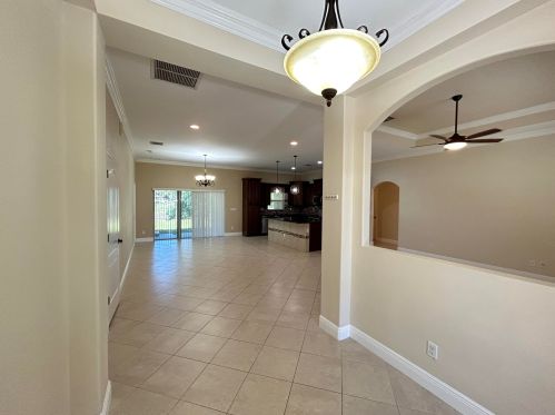 481 Archer Ave, Fort Pierce FL  34983-1039 exterior