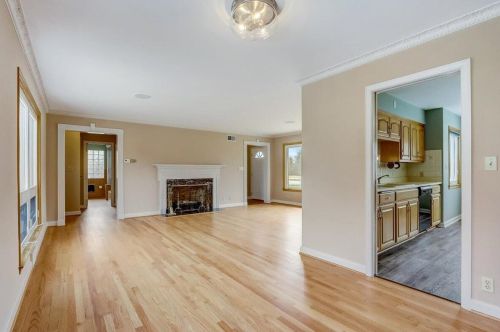 3160 Menomonee Riv Pkwy, Milwaukee WI 53222-3371 exterior