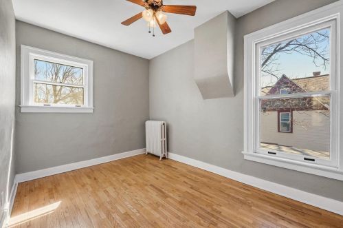 945 Jenifer St, Madison WI  53703-3521 exterior