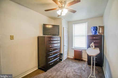 6503 Guyer Ave, Philadelphia PA 19142-2808 exterior