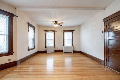 12 Kosta St, Worcester MA 01607-1525 exterior