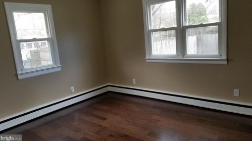 12 Gln Clair Dr, Trenton NJ 08618-1943 exterior