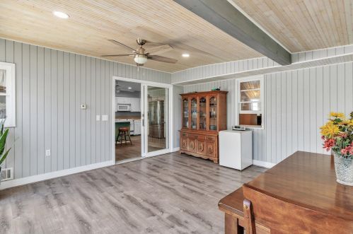 2560 66 St, Fennville MI 49408-9620 exterior