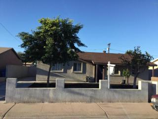 6614 Cheery Lynn Rd, Phoenix, AZ 85033-5228