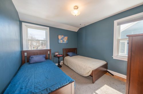 2408 89, Milwaukee WI 53227-4524 exterior