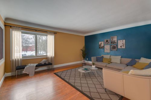 604 Gotzian St, Saint Paul MN 55106-4652 exterior