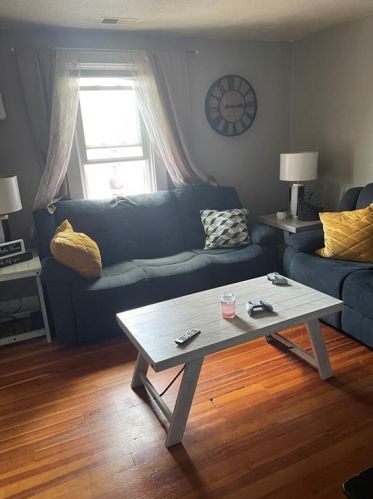 43 Morton Ave, Woonsocket, RI 02895-4417