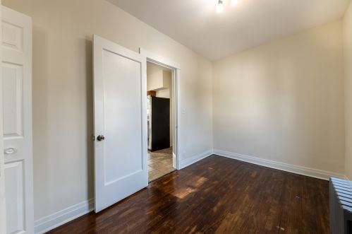 2543 Lotus Ave, Chicago IL 60641-3224 exterior