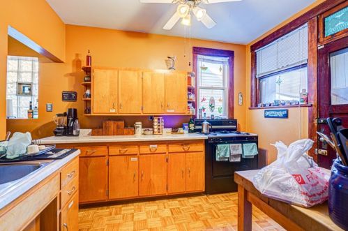 4937 Monticello Ave, Chicago IL 60647-1132 exterior