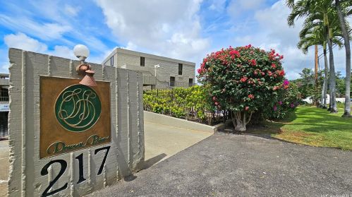 217 Prospect St, Honolulu HI  96813-1724 exterior