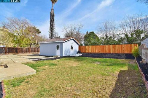 1134 Crowe Pl, Concord CA 94518-1713 exterior