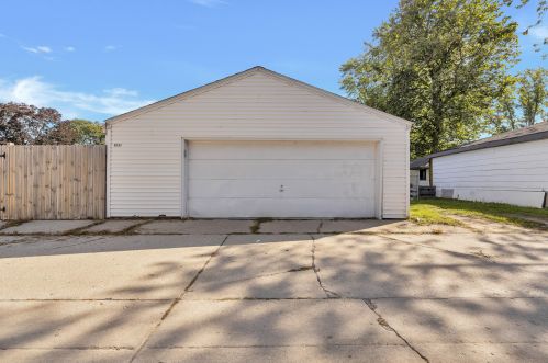 6131 19th Ct, Milwaukee, WI 53221-5047