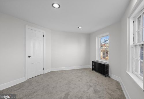 2749 Constitution Rd, Camden NJ  08104-2913 exterior