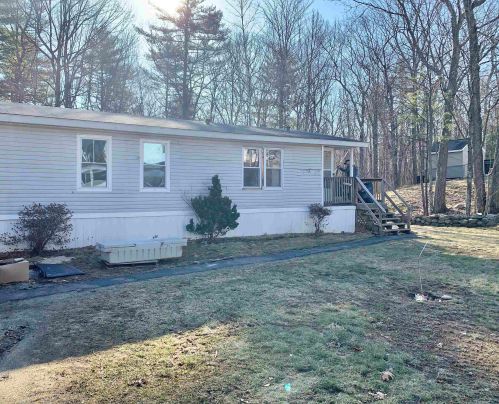 99 Redwood Ave, Concord, NH 03307-3519