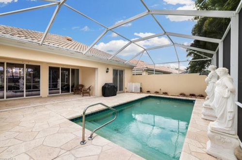 2934 Gilford Way, Naples FL 34119-7523 exterior