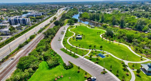 17 Royal Palm Way, Boca Raton FL  33432-8758 exterior