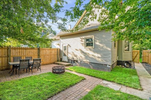 628 40th Ave, Duluth MN 55807-1632 exterior