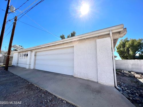 3025 4th St, Tucson AZ  85716-4425 exterior